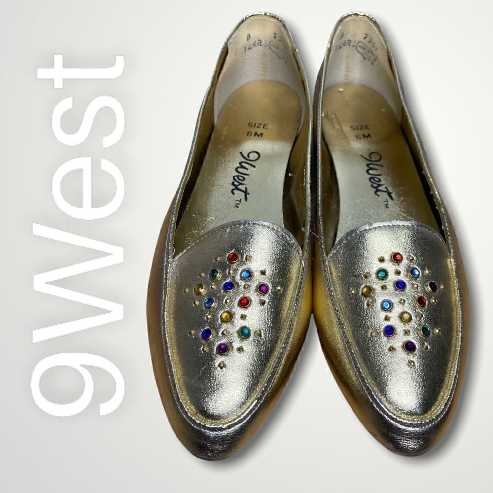 9 West Nine West Gold Metallic Vintage Loafers Rhinestone Pointed Toe Women’s 6